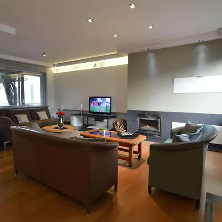 Villa Splendid In Flemish Ardennes With Pool Wolvenhoek